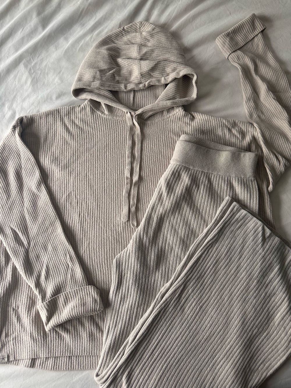 Barefoot Dreams Cozy Ribbed Hoodie Set in Stone